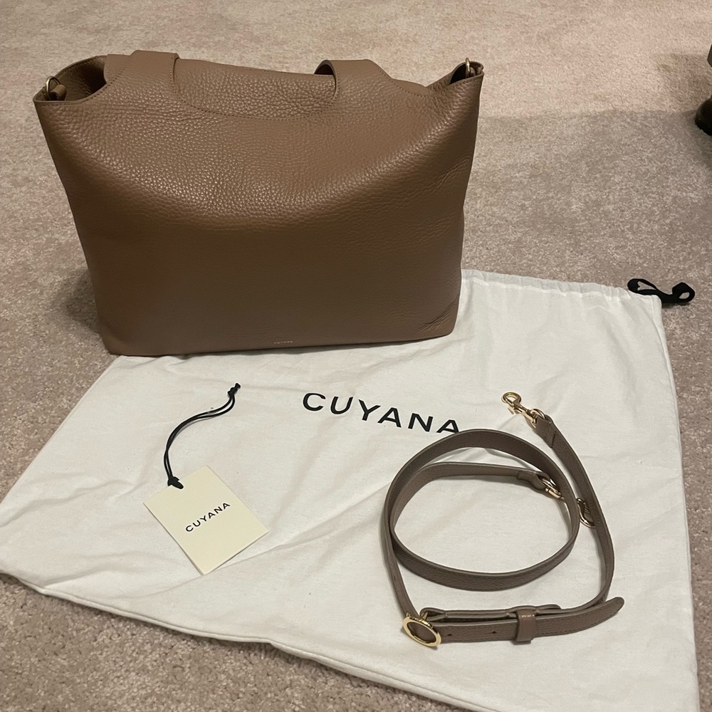 Cuyana System Tote and adjustable strap